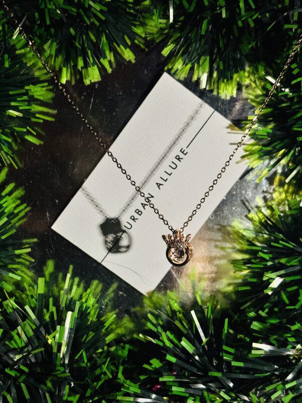 Queen Charm Pendant